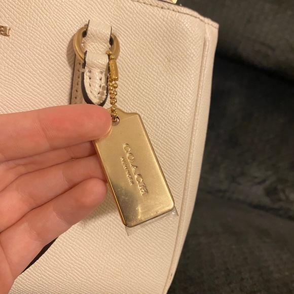 Coach purse - Picture 2 of 5